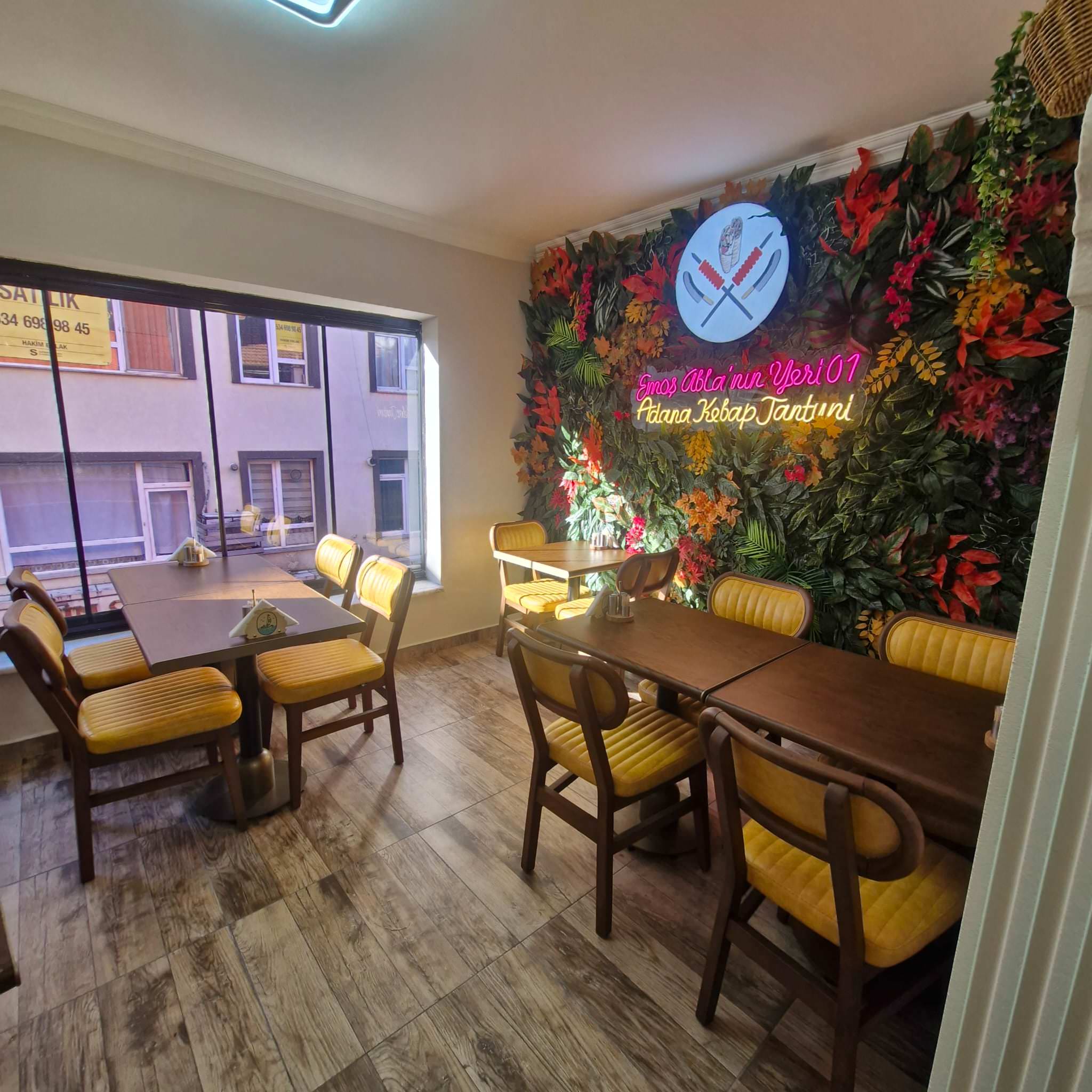 Emoş Ablanın Yeri 01 galeri 25