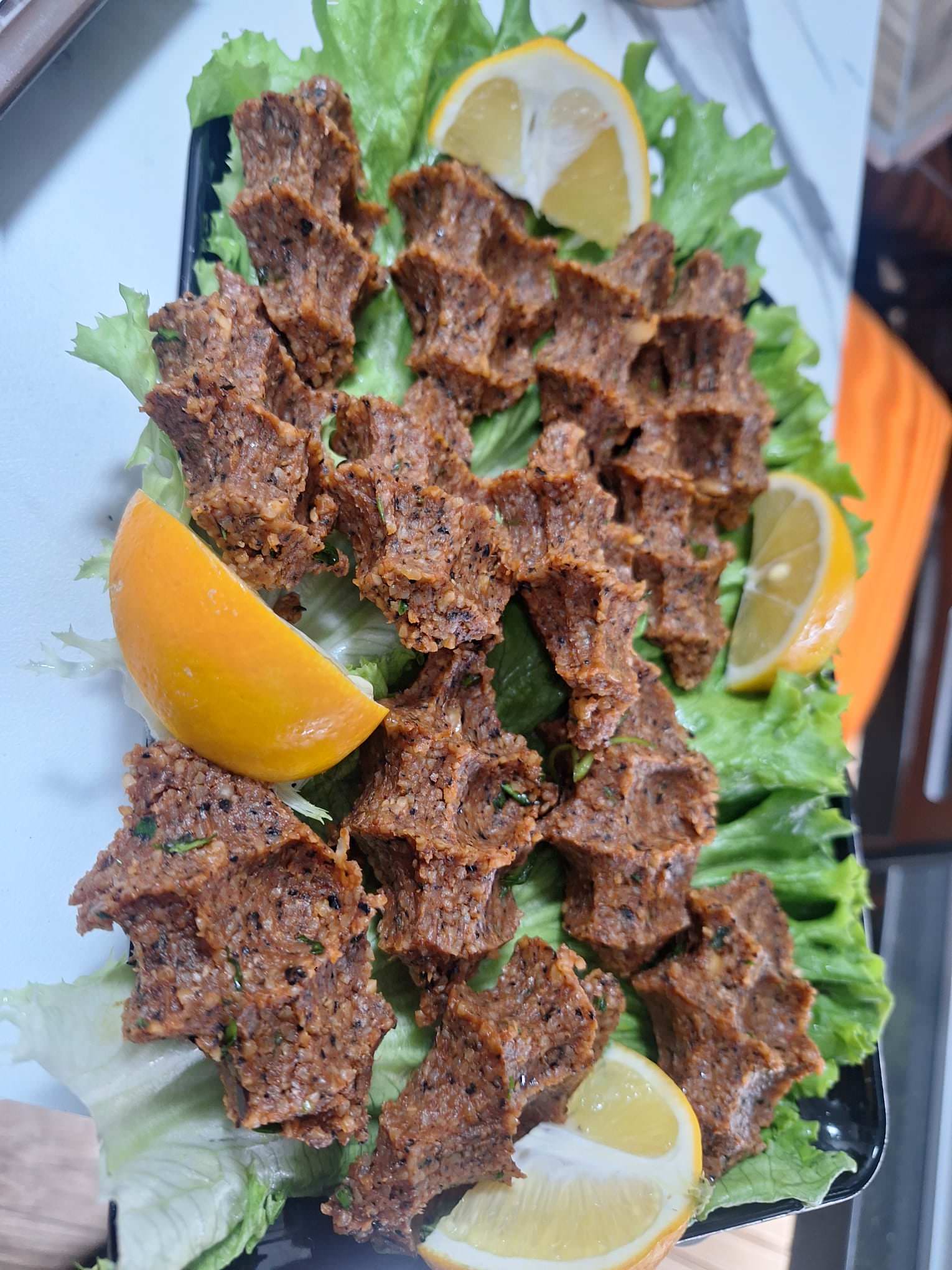 Emoş Ablanın Yeri 01 aile ortamı görseli